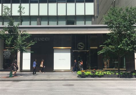 gucci store bloor|gucci stores in toronto.